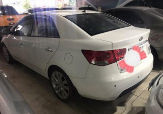 Kia Forte 2016 - Bán xe Kia Forte 2016, màu trắng số tự động