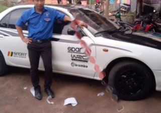 Mitsubishi Galant 1993 - Cần bán Mitsubishi Galant đời 1993, màu trắng, xe nhập, 140tr