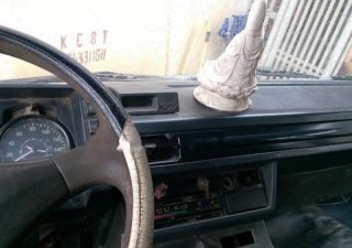 Hyundai Mighty 1996 - Chính chủ bán xe Hyundai Mighty đời 1996, màu trắng, xe nhập