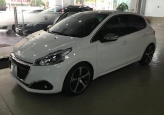Peugeot 208 1.6 AT 2017 - Bán ô tô Peugeot 208 1.6 AT đời 2017, màu trắng, nhập khẩu
