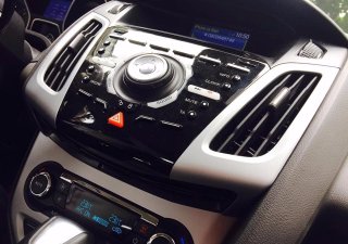 LandRover Sport 2013 - Cần bán gấp LandRover Sport đời 2013, màu bạc, nhập khẩu, như mới, giá cạnh tranh