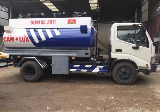 Hino Dutro 2017 - Cần bán Hino Dutro đời 2017, màu trắng, xe nhập