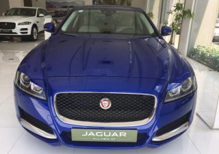 Jaguar XF Pure 2017 - Bán xe Jaguar XF Pure 2017 màu xanh, khuyến mãi giá tốt nhất xe giao ngay tặng bảo dưởng, bảo hành