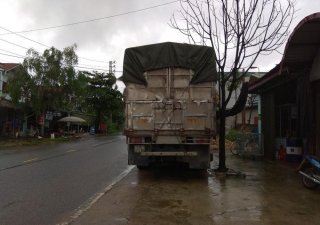 Thaco AUMAN 2015 - Bán Thaco AUMAN đời 2015, màu xám
