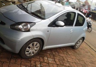 Toyota Aygo 2008 - Cần bán lại xe Toyota Aygo 2008, màu bạc, giá tốt
