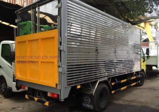 Hino Dutro 2017 - Xe tải thùng kín gắn bửng nâng Hino Dutro 5 tấn