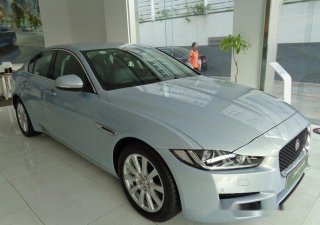 Jaguar XE  2.0 AT 2017 - Bán ô tô Jaguar XE 2.0 AT đời 2017, nhập khẩu nguyên chiếc