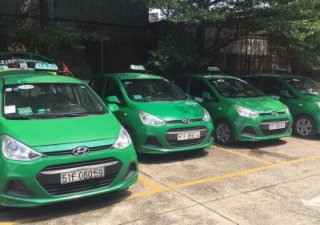 Hyundai i10   MT  2014 - Cần bán gấp Hyundai i10 MT đời 2014, màu xanh lam