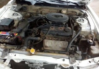 Mitsubishi Galant 1994 - Bán gấp Mitsubishi Galant đời 1994, màu trắng chính chủ, giá chỉ 60 triệu