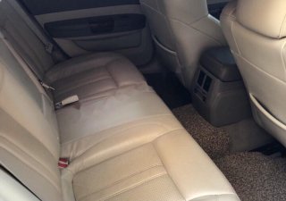 Chrysler 300C AT 2010 - Cần bán gấp Chrysler 300C đời 2010, màu đỏ, nhập khẩu