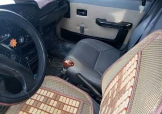 Peugeot 309 1996 - Cần bán gấp Peugeot 309 đời 1996, màu vàng, giá cạnh tranh