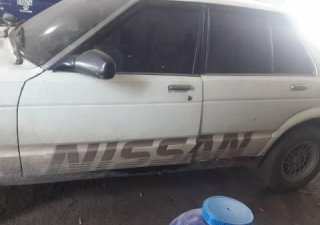 Mitsubishi Lancer 1985 - Cần bán xe Mitsubishi Lancer 1985, màu trắng, giá chỉ 35 triệu