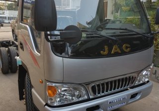 JAC HFC 2017 - Xe tải Jac 2 tấn 4, trả trước 30tr nhận xe