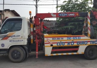 Hyundai Mighty 2001 - Bán xe Hyundai Mighty đời 2001, màu trắng, xe nhập