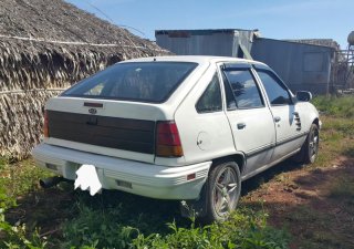 Kia Concord 1992 - Cần bán xe Kia Concord đời 1992, màu trắng, xe nhập