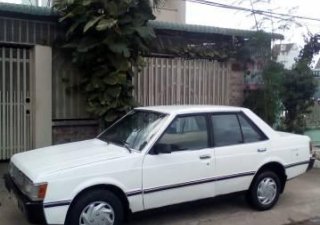 Mitsubishi Lancer 1985 - Bán ô tô Mitsubishi Lancer đời 1985, màu trắng, nhập khẩu nguyên chiếc
