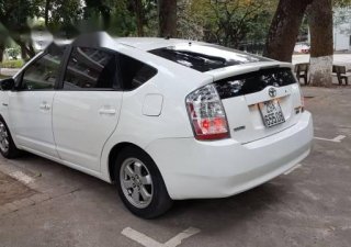 Toyota Prius AT 2009 - Cần bán gấp Toyota Prius AT đời 2009, màu trắng chính chủ giá cạnh tranh