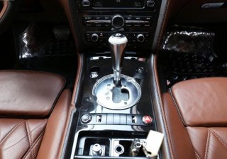 Bentley Continental 2011 - Cần bán Bentley Continental đời 2011, màu trắng, nhập khẩu nguyên chiếc
