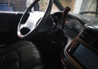 Toyota Previa 1991 - Bán Toyota Previa đời 1991, màu đỏ, nhập khẩu