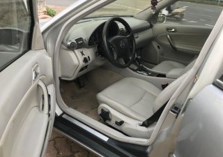 Mercedes-Benz C C180 2005 - Cần bán Mercedes C180 sản xuất 2005, xe nhập