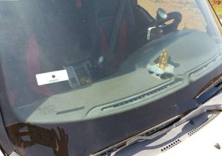 Ssangyong Musso 2004 - Cần bán gấp Ssangyong Musso đời 2004, màu bạc còn mới