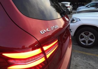 Mercedes-Benz Smart 250 4Matic 2017 - Bán xe Mercedes 250 4Matic năm 2017, màu đỏ