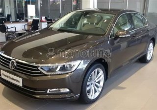 Volkswagen Passat Bluemotion 2017 - Bán Volkswagen Passat Bluemotion 2017, màu nâu