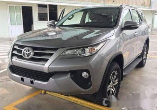 Toyota Fortuner 2017 - Bán Toyota Fortuner  sản xuất 2017, màu xám