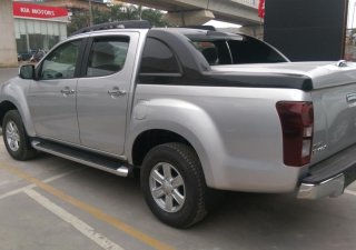 Isuzu Dmax 2017 - Bán Dmax 2.5MT(4x2), xe nhập giá tốt hỗ trợ vay vốn ngân hàng khuyến mại thêm 20tr phụ kiện, bảo hiểm