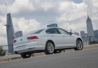 Volkswagen Passat 2018 - Bán xe Volkswagen Passat đời 2018, màu trắng, nhập khẩu
