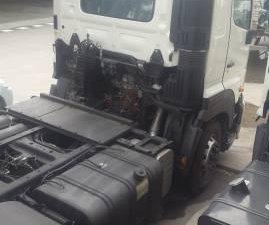 Hino 700 Series   2016 - Bán xe Hino 700 Series sản xuất năm 2016, màu trắng