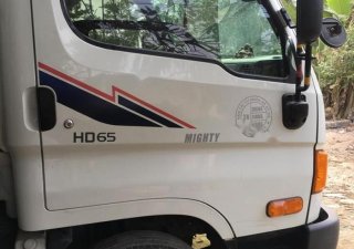 Hyundai HD 65 2013 - Bán Hyundai HD 65 năm 2013, màu trắng