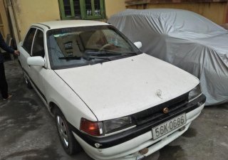 Mazda 323 1995 - Bán Mazda 323 đời 1995, màu trắng, nhập khẩu, giá 47tr