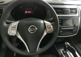 Nissan Teana 2018 - Bán ô tô Nissan Teana 2018, màu đen, xe nhập