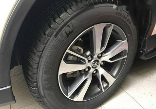 Toyota RAV4 2017 - Bán Toyota RAV4 sản xuất 2017, màu bạc, nhập khẩu