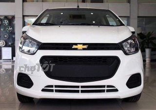 Chevrolet Corsica 2018 - Bán xe Chevrolet Corsica năm sản xuất 2018, màu trắng