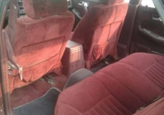 Mazda 929 1989 - Cần bán lại xe Mazda 929 đời 1989 số sàn, giá tốt