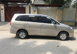 Toyota Innova 2.0G   2010 - Cần bán xe Toyota Innova 2.0G 2010, màu vàng   