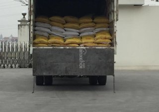 Xe tải 1000kg 2015 - Cần bán lại xe Xe tải 5 tấn - dưới 10 tấn đời 2015, màu trắng xe gia đình