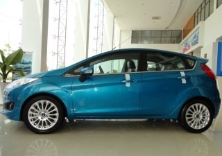 Ford Fiesta 1.5L AT 2018 - Bán xe Ford Fiesta 1.0L 1.5L AT, đời 2018. Giá xe chưa giảm. Liên hệ để nhận giá xe rẻ nhất: 093.114.2545 - 097.140.7753