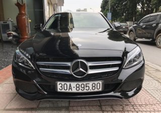 Mercedes-Benz Smart GLC 250 2017 - Bán Mercedes GLC 250, màu xanh, nội thất kem