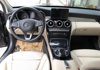 Mercedes-Benz Smart GLC 250 2017 - Bán Mercedes GLC 250, màu xanh, nội thất kem