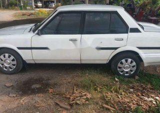Toyota Corolla 1981 - Cần bán lại xe Toyota Corolla 1981, màu trắng