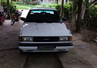 Nissan Sunny   1990 - Bán Nissan Sunny sản xuất năm 1990, màu trắng, giá chỉ 40 triệu