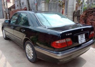 Mercedes-Benz E class E240 2000 - Bán Mercedes E240 năm 2000, màu đen, nhập khẩu  