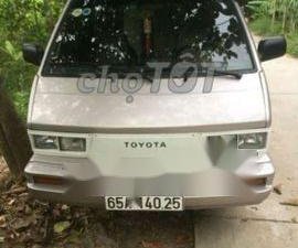Toyota Van 1983 - Bán xe Toyota Van năm sản xuất 1983, màu bạc chính chủ, 63tr