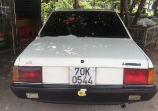 Mitsubishi Lancer 1981 - Bán ô tô Mitsubishi Lancer 1981, màu trắng