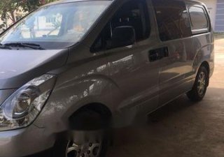 Hyundai Grand Starex 2012 - Bán ô tô Hyundai Grand Starex 2012, màu bạc, giá 330tr