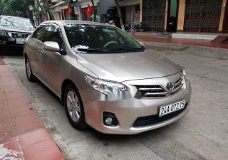 Toyota Corolla altis 2013 - Chính chủ bán Toyota Corolla altis đời 2013, màu vàng cát