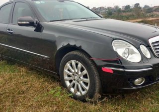 Mercedes-Benz E class E280 2009 - Bán xe Mercedes E280 sản xuất năm 2009, màu đen  